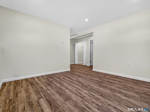 846-A Vauxhall St Extension, Waterford, CT 06385