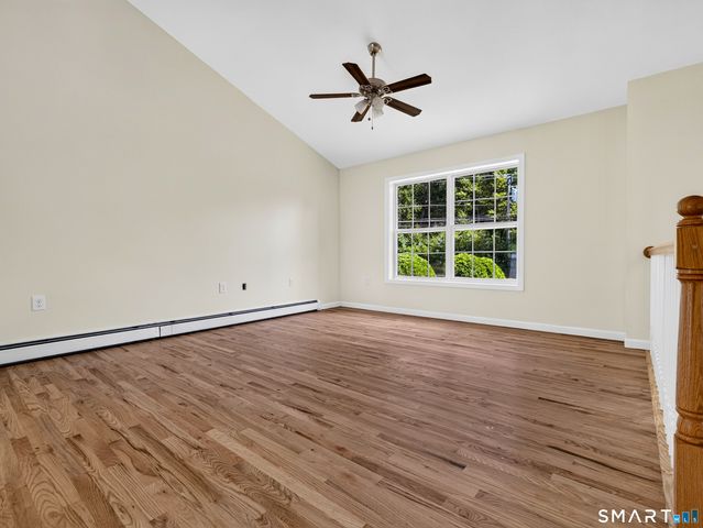 846-A Vauxhall St Extension, Waterford, CT 06385