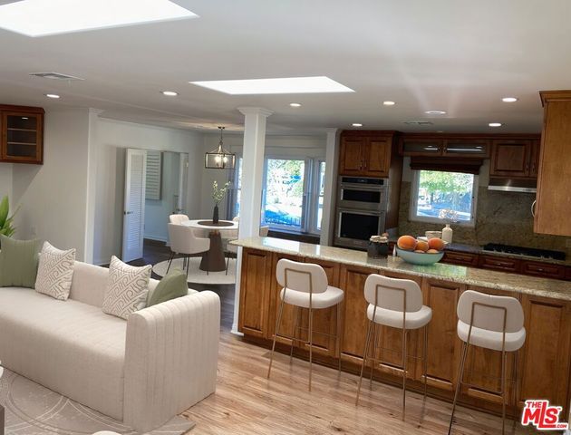 4322 Elmer Avenue, Studio City, CA 91602