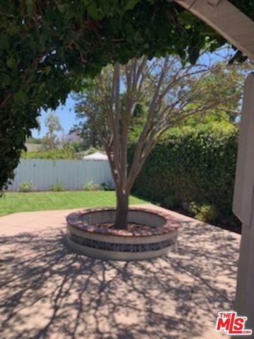 4322 Elmer Avenue, Studio City, CA 91602