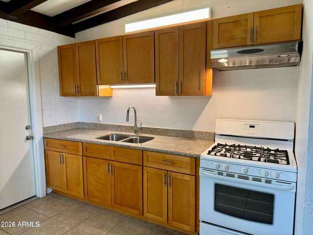 514 W 13th Street, Tempe, AZ 85281