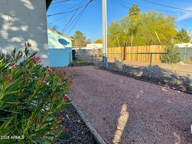 514 W 13th Street, Tempe, AZ 85281