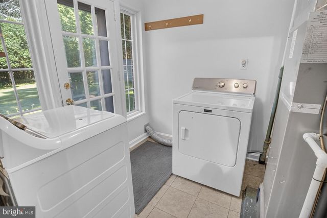 7803 MARBURY RD, Bethesda, MD 20817