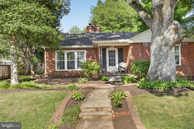 7803 MARBURY RD, Bethesda, MD 20817
