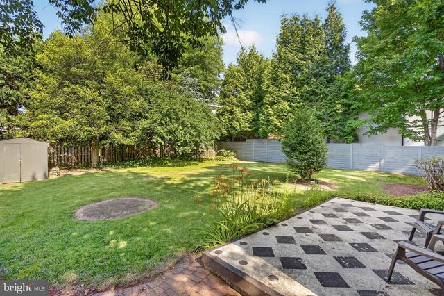 7803 MARBURY RD, Bethesda, MD 20817