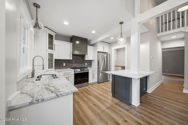 2117 Plaza Drive, Wilmington, NC 28405