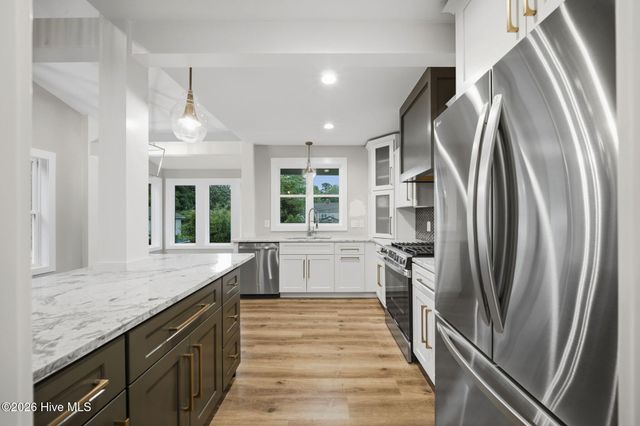 2117 Plaza Drive, Wilmington, NC 28405