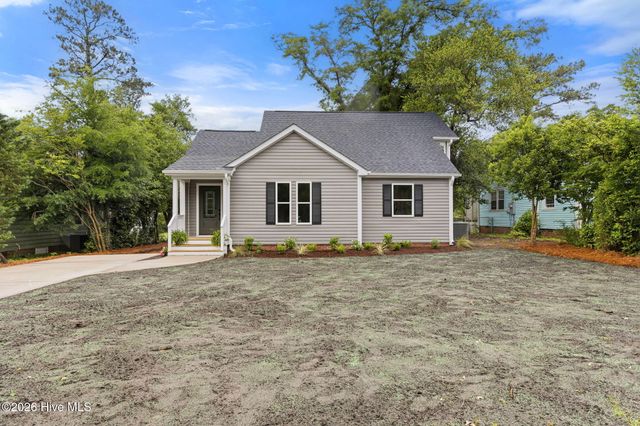 2117 Plaza Drive, Wilmington, NC 28405