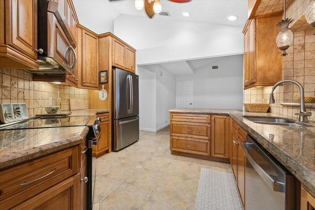 101 TIMBER Lane, Jupiter, FL 33458