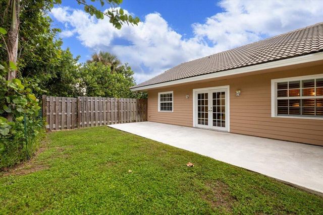 101 TIMBER Lane, Jupiter, FL 33458
