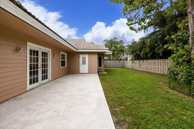 101 TIMBER Lane, Jupiter, FL 33458