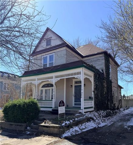 912 S 14th Street, St Joseph, MO 64503