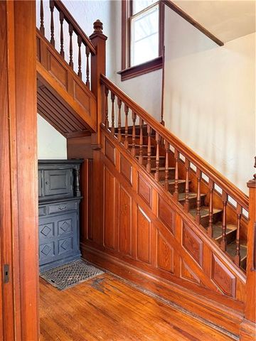 912 S 14th Street, St Joseph, MO 64503