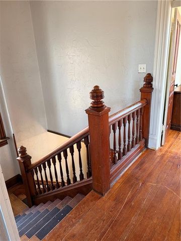 912 S 14th Street, St Joseph, MO 64503