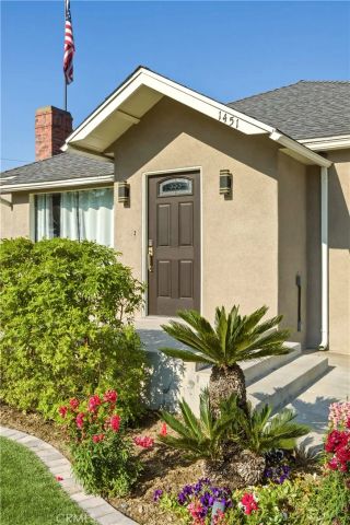 1451 N Catalina, Burbank, CA 91505