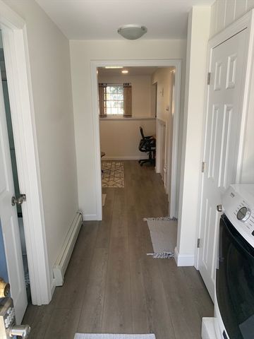 47 Farmington Road, Nashua, NH 03060
