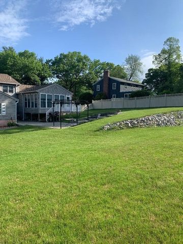 47 Farmington Road, Nashua, NH 03060