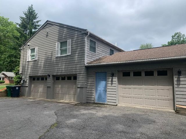 47 Farmington Road, Nashua, NH 03060