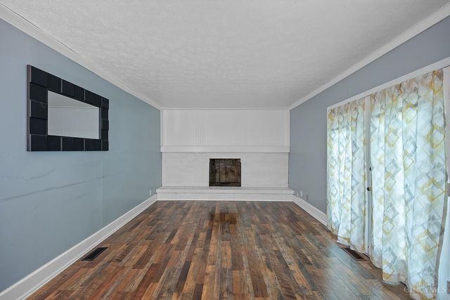 800 Cedarhill Drive, Springdale, OH 45240