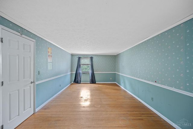 800 Cedarhill Drive, Springdale, OH 45240