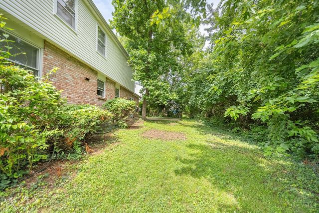 800 Cedarhill Drive, Springdale, OH 45240