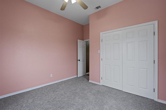130 Cotton Rows LN, Taylor, TX 76574