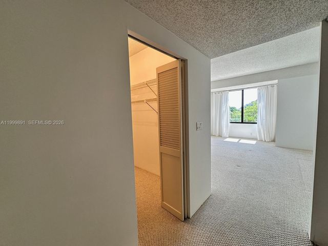 201 Crandon Blvd 304, Key Biscayne, FL 33149