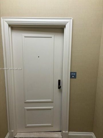 201 Crandon Blvd 304, Key Biscayne, FL 33149