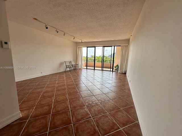 201 Crandon Blvd 304, Key Biscayne, FL 33149