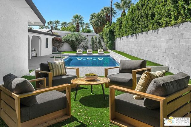 1433 N Fiesta Road, Palm Springs, CA 92262