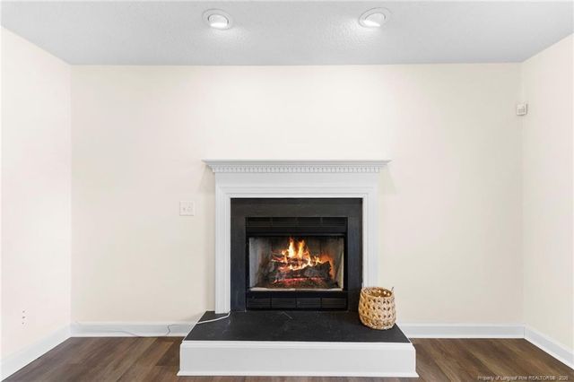 98 White Oak Circle, Sanford, NC 27332