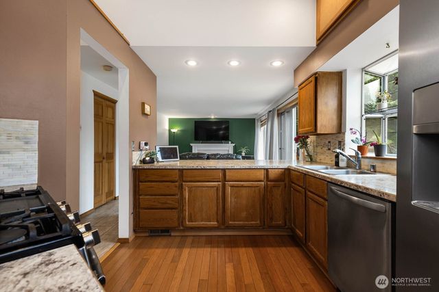 24205 32nd Avenue Ct E, Spanaway, WA 98387