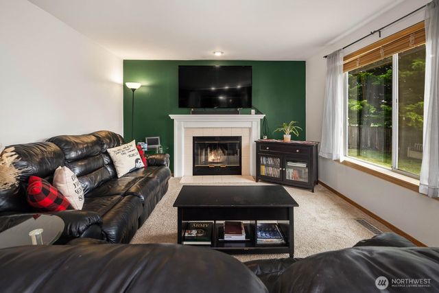 24205 32nd Avenue Ct E, Spanaway, WA 98387