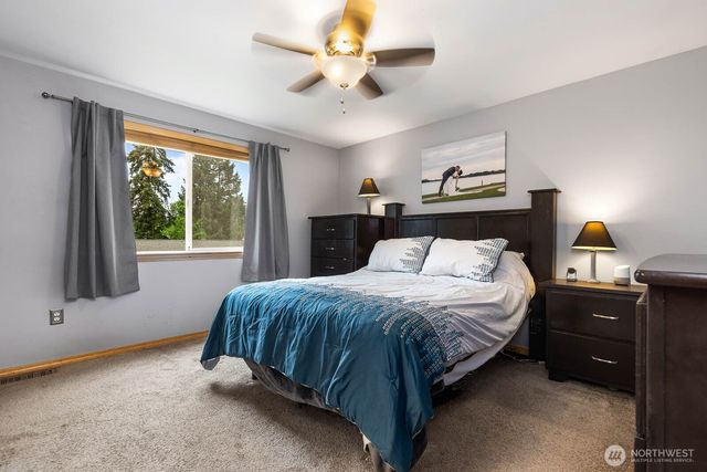 24205 32nd Avenue Ct E, Spanaway, WA 98387