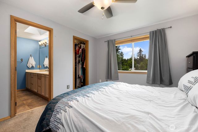 24205 32nd Avenue Ct E, Spanaway, WA 98387