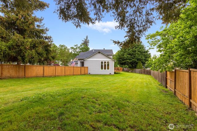 24205 32nd Avenue Ct E, Spanaway, WA 98387