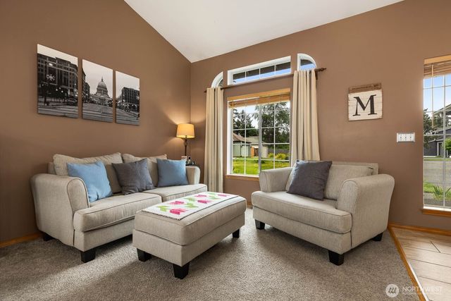 24205 32nd Avenue Ct E, Spanaway, WA 98387