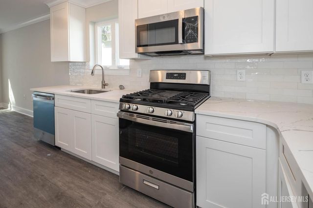 195 Greenwood Drive, Old Bridge, NJ 08857