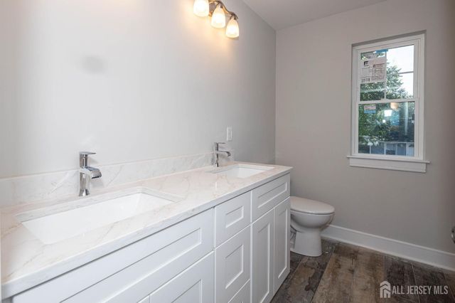 195 Greenwood Drive, Old Bridge, NJ 08857