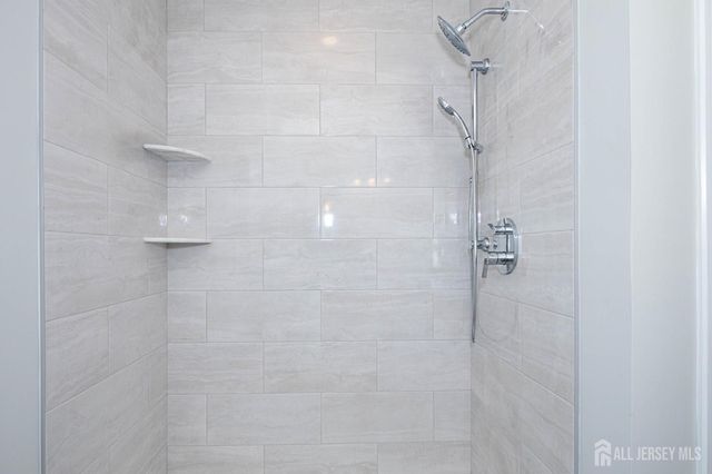 195 Greenwood Drive, Old Bridge, NJ 08857