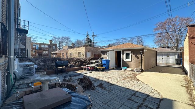 5716 N Campbell Avenue 2, Chicago, IL 60659