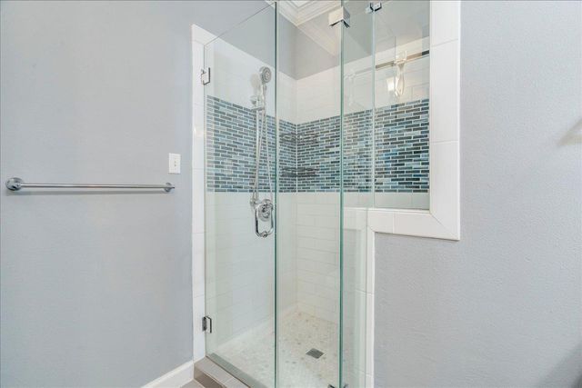 3809 Spicewood Springs RD 127, Austin, TX 78759