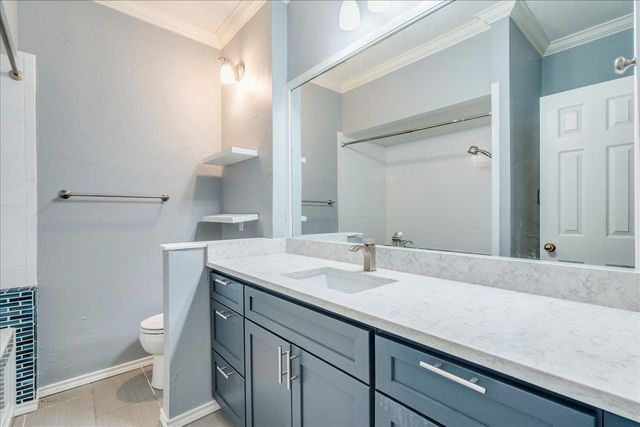3809 Spicewood Springs RD 127, Austin, TX 78759