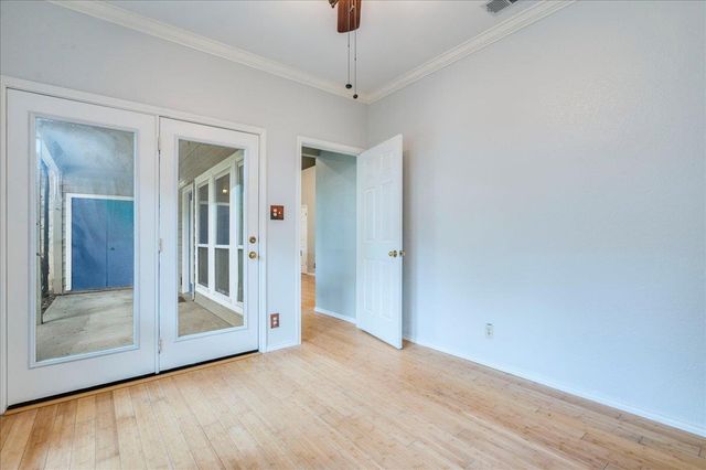 3809 Spicewood Springs RD 127, Austin, TX 78759