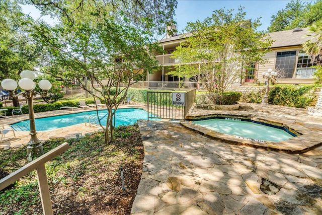 3809 Spicewood Springs RD 127, Austin, TX 78759