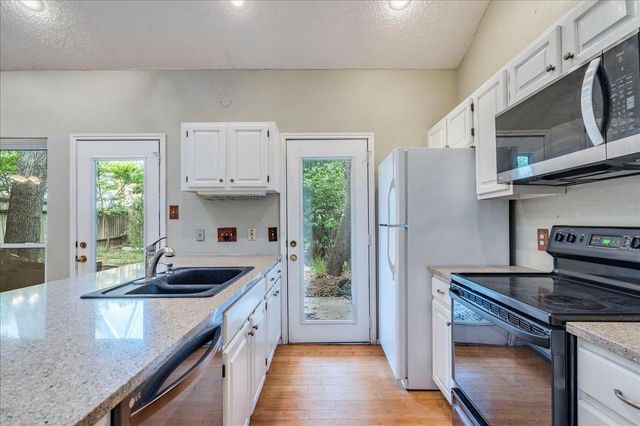 3809 Spicewood Springs RD 127, Austin, TX 78759