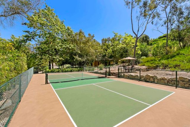 5423 Calzada Del Bosque, Rancho Santa Fe, CA 92067