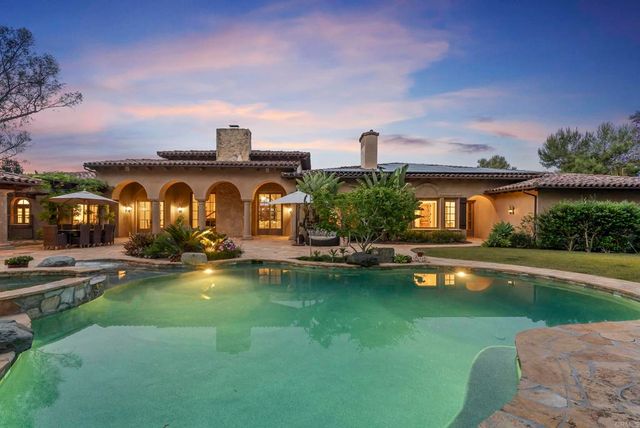 5423 Calzada Del Bosque, Rancho Santa Fe, CA 92067