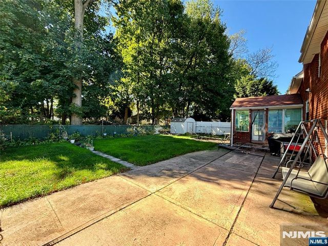 62 Howland Avenue, Teaneck, NJ 07666