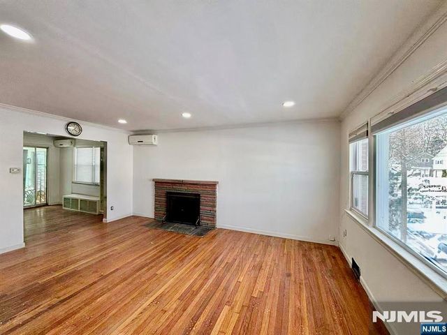 62 Howland Avenue, Teaneck, NJ 07666